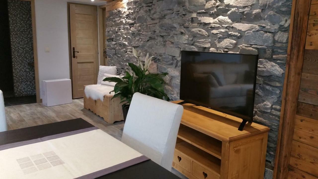 Chalet Zenarcs 圣莫里斯堡 外观 照片